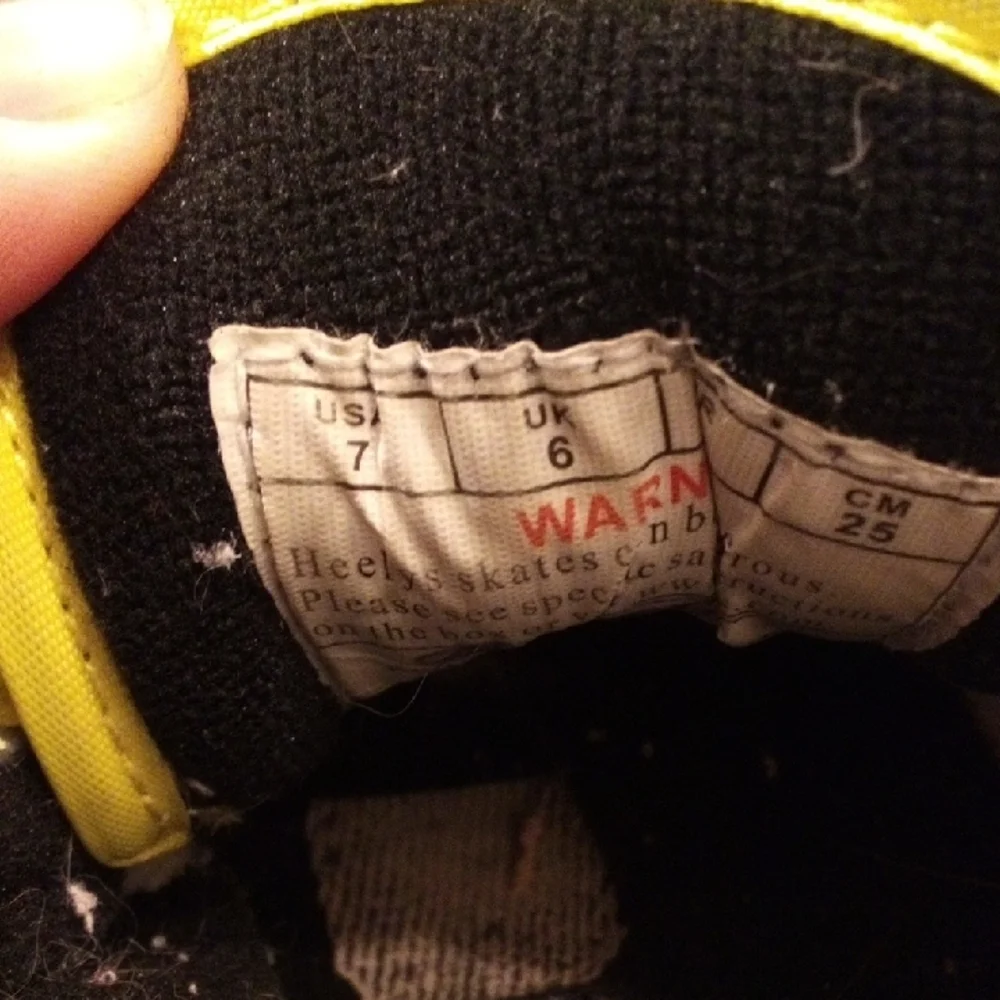 Heelys Yellow Sneakers with Green Dots